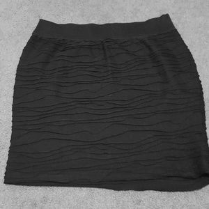 Black pencil skirt 🤗